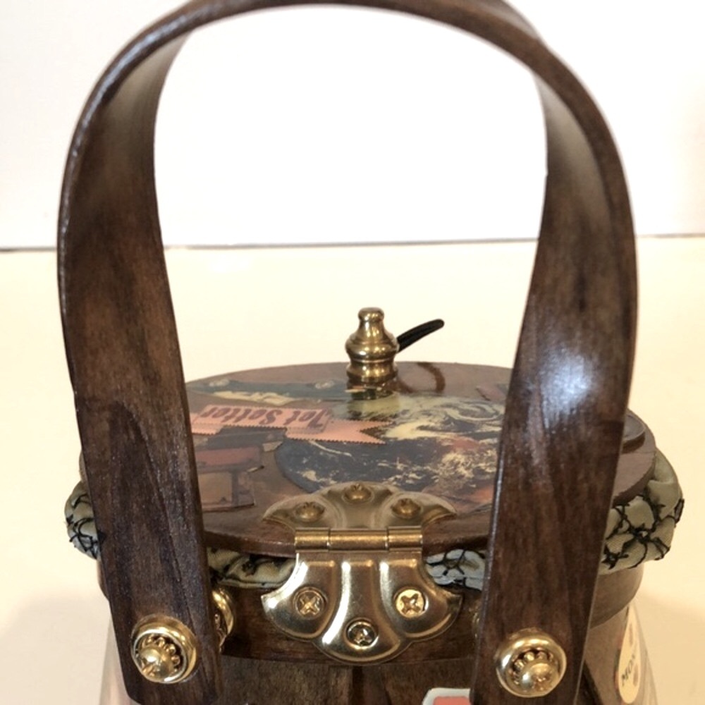 KATIE BAG VINTAGE - HAND CRAFTED DECOUPAGE WOODEN JETSETTER  BAG - Picture 4 of 14